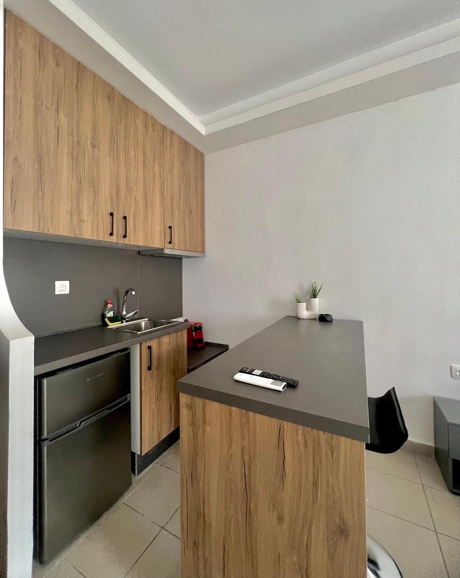 6 Apartment